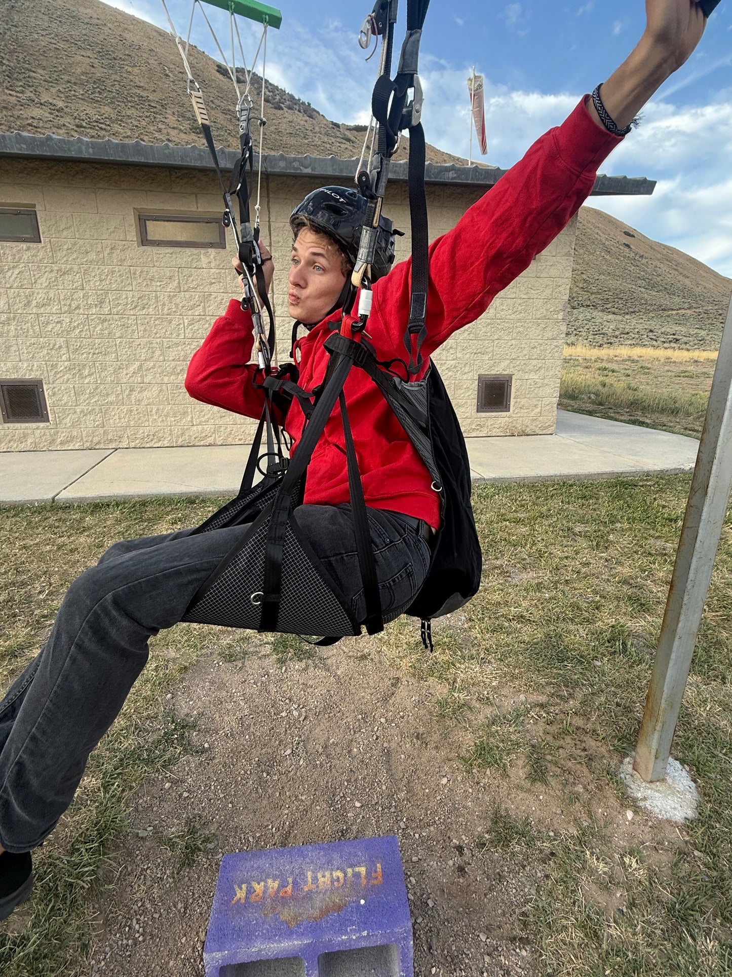Skylight 2 Super LightWeight Reversible Harness (900g)